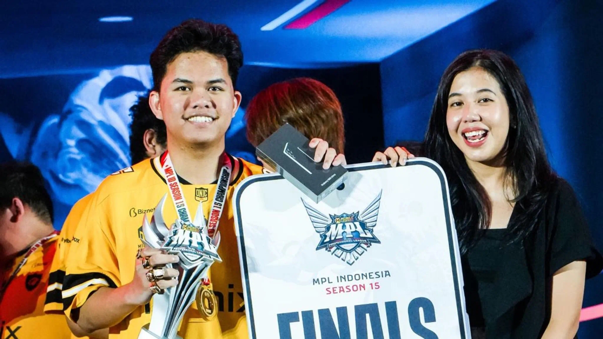 Sanz: Midlaner MPL ID S15 yang Konsisten Bersinar